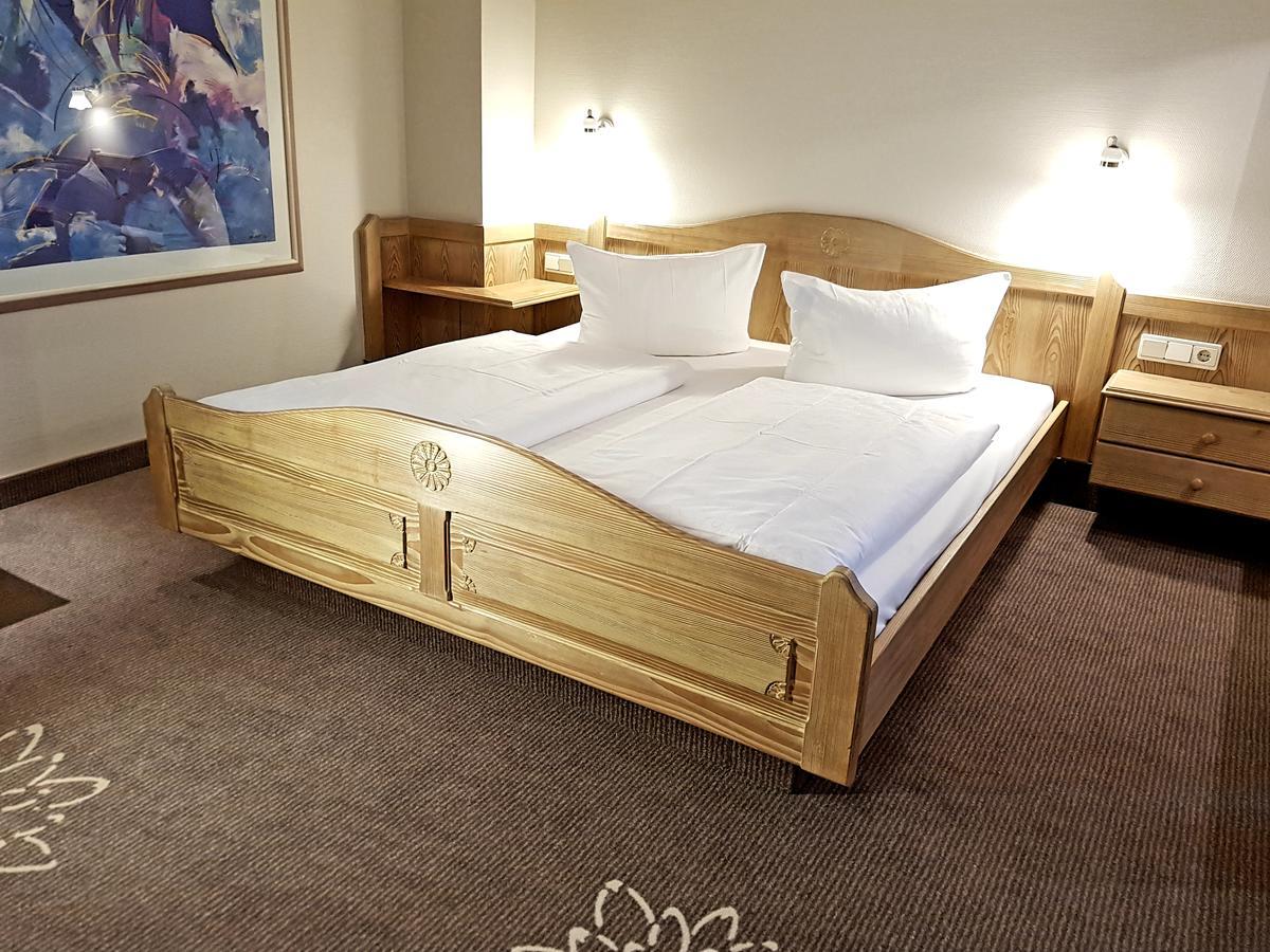 Hotel In Den Herrnwiesen ヴェルトハイム エクステリア 写真