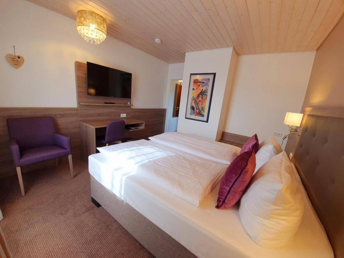 Hotel In Den Herrnwiesen ヴェルトハイム エクステリア 写真