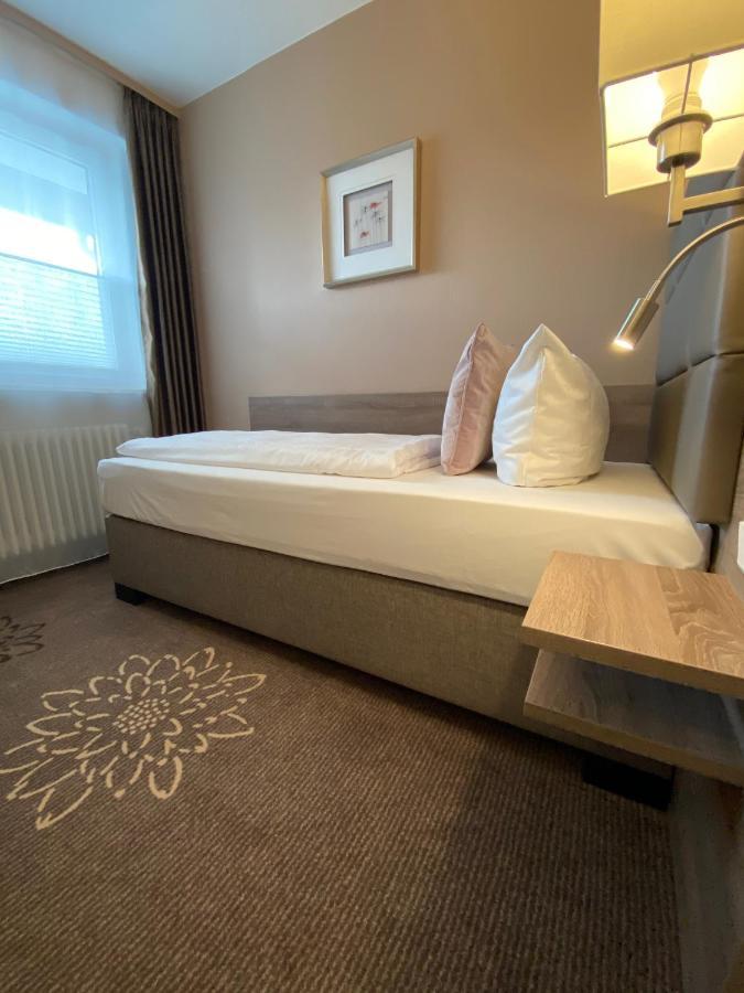 Hotel In Den Herrnwiesen ヴェルトハイム エクステリア 写真