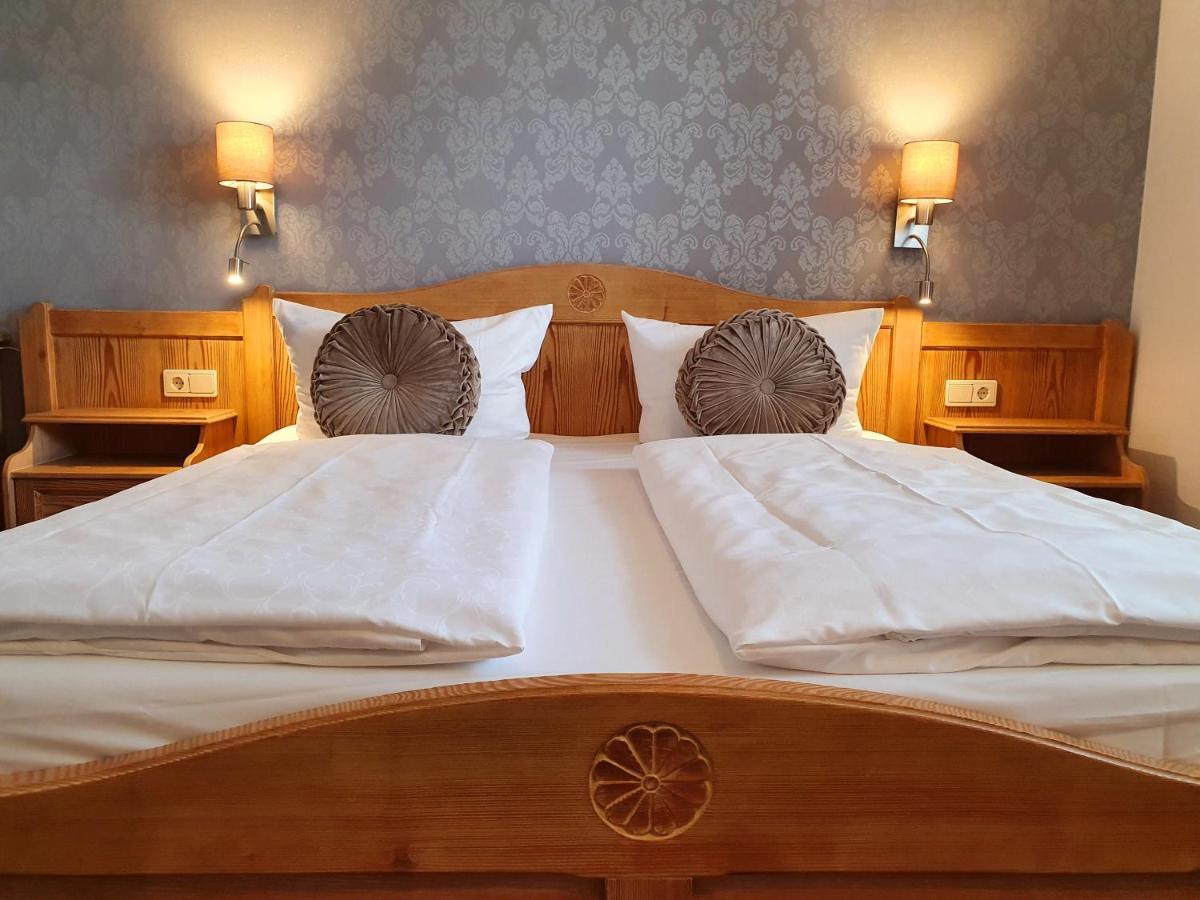 Hotel In Den Herrnwiesen ヴェルトハイム エクステリア 写真