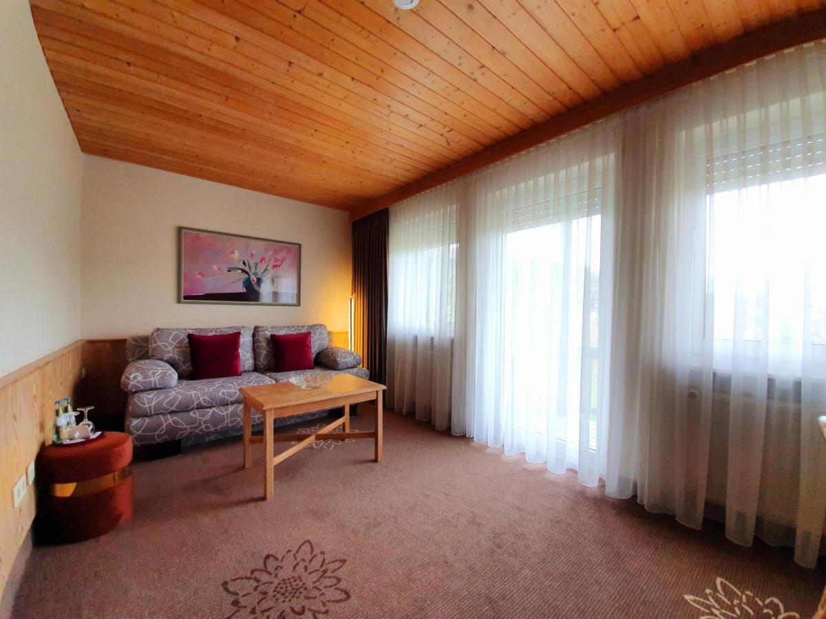 Hotel In Den Herrnwiesen ヴェルトハイム エクステリア 写真