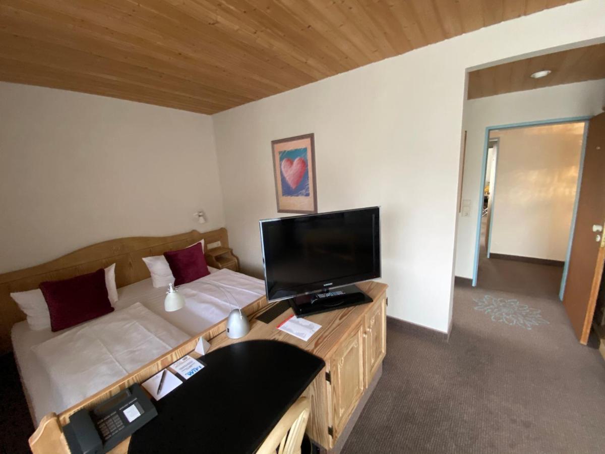 Hotel In Den Herrnwiesen ヴェルトハイム エクステリア 写真